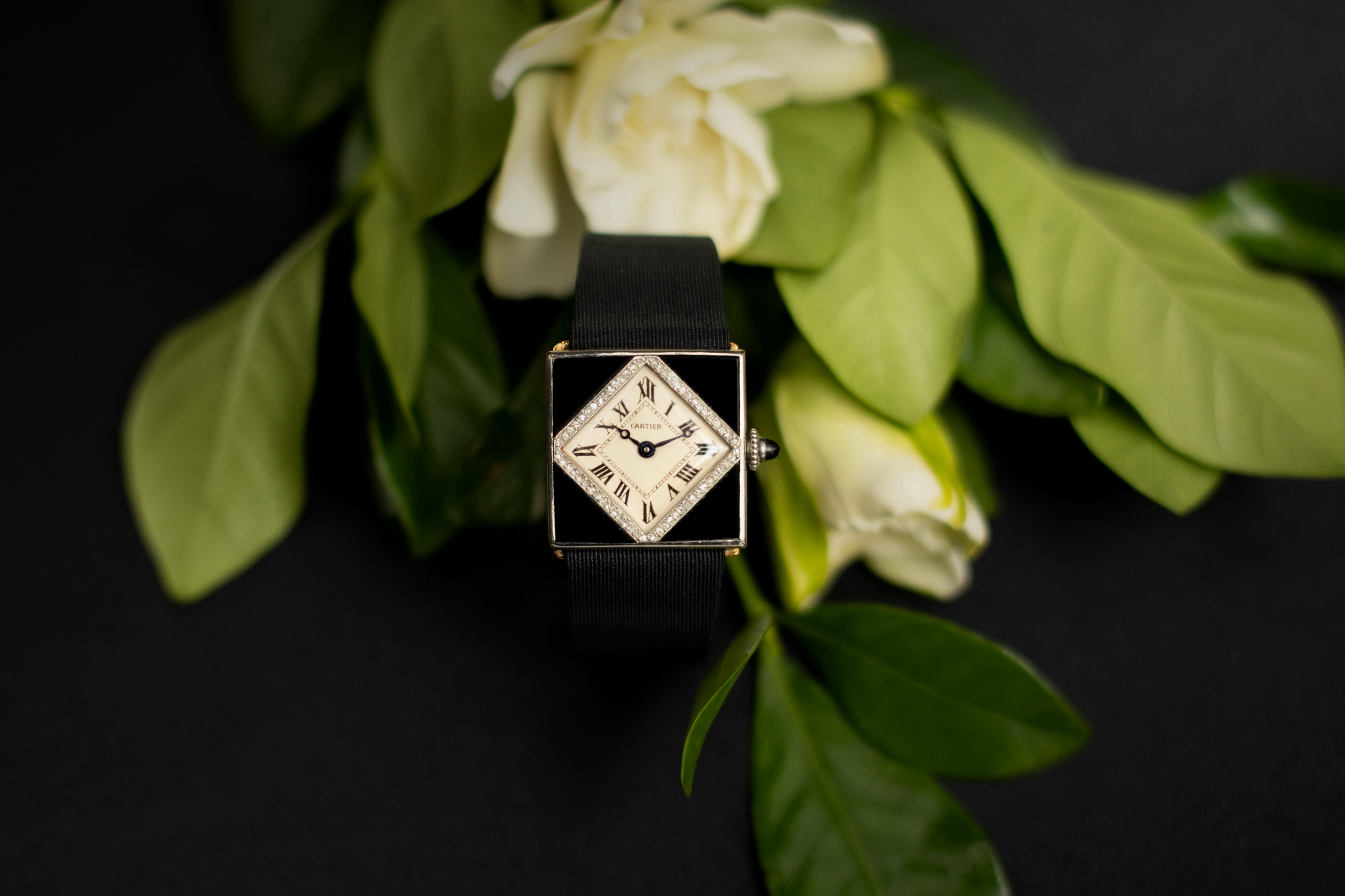 3. Cartier Square Onyx and Diamond Ladys Wristwatch รน Nain Jaune 1913 1914