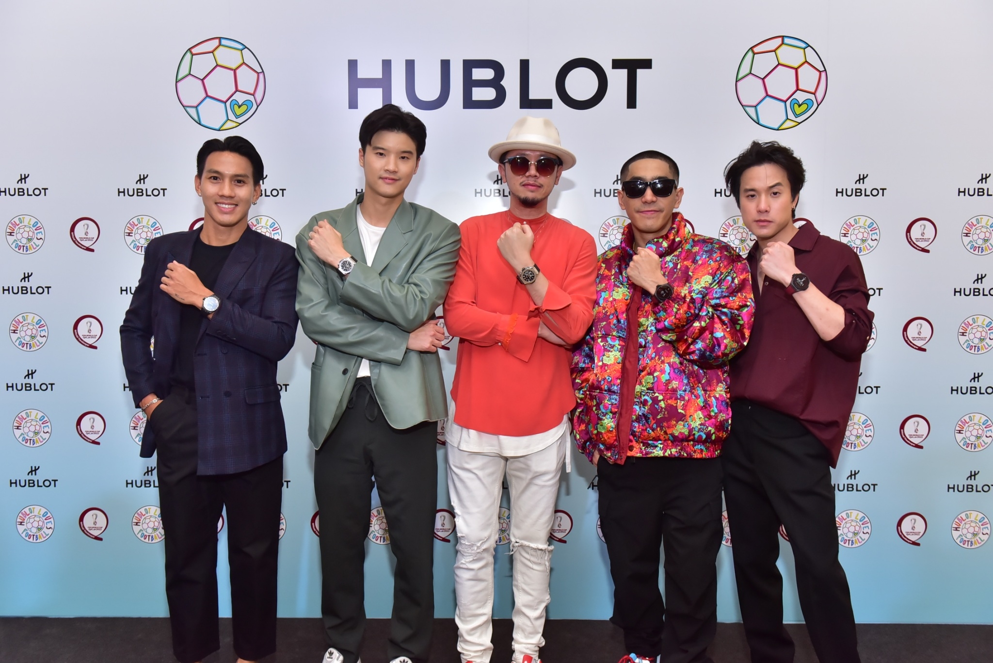 16. ธรเทพ วโนทย นครนทร วนกจไพบลย ขนเงน เนอนวล พทวส พฤกษกจ และธรดนย ศภพนธภญโญ