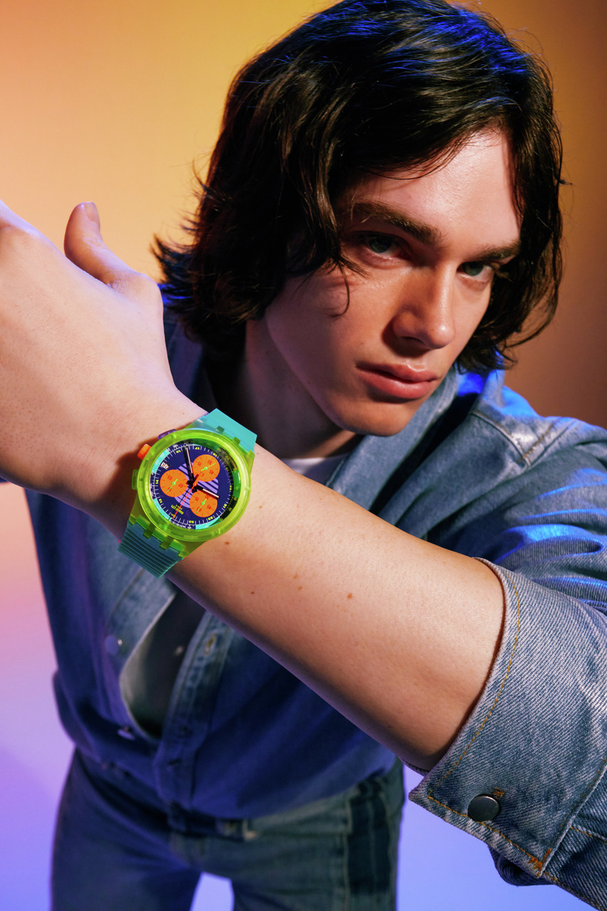 Swatch NEON 24 NEON WAVE