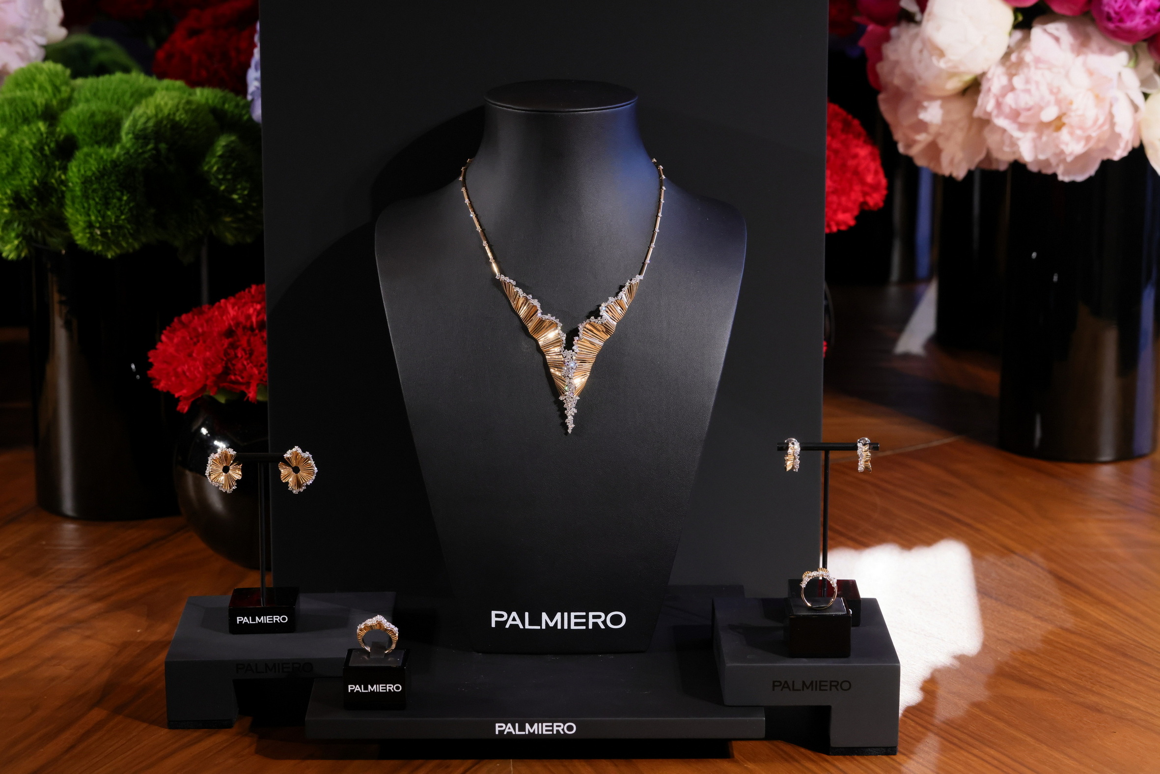 4. PALMIERO Rays of Sun Collection