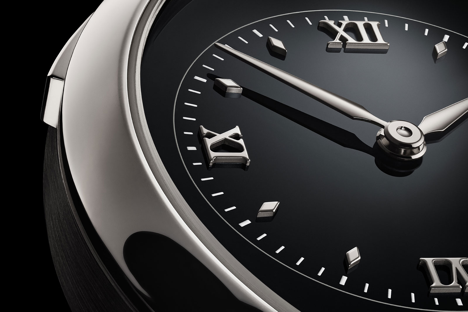 lange 1 30th anniversary onyx platinum 2