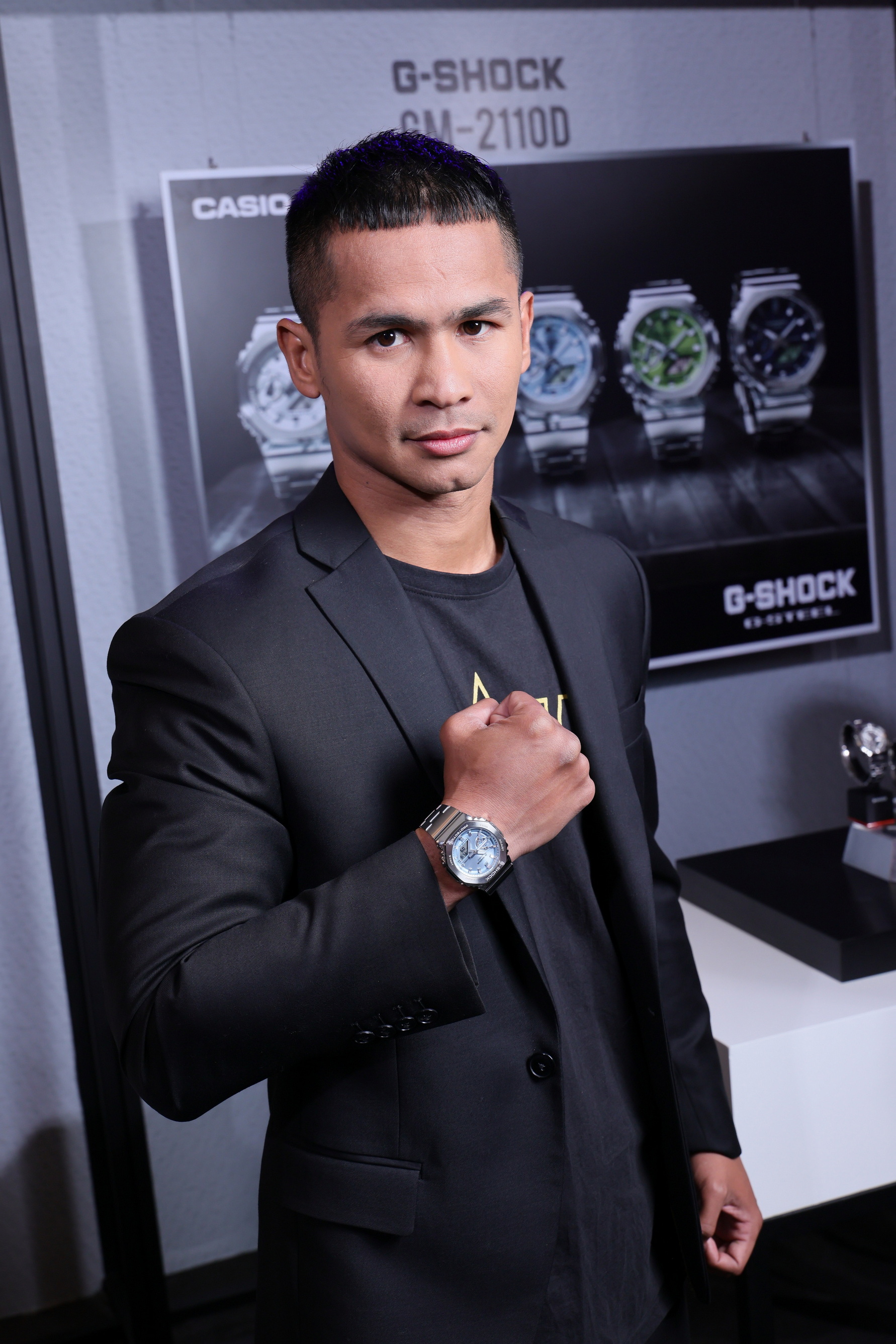 3. ซปเปอรบอน สงหมาวน นกมวยสดฮอต ในฐานะ Brand Ambassador นาฬกา G SHOCK รนไอคอนก G STEEL GM 2110D Metal Series