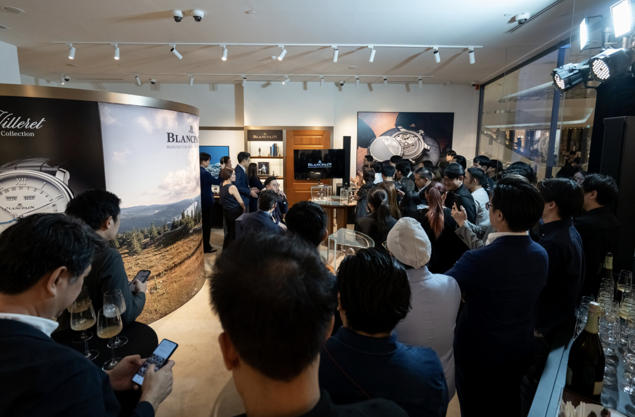 Screenshot 2568 03 10 at 23.49.43