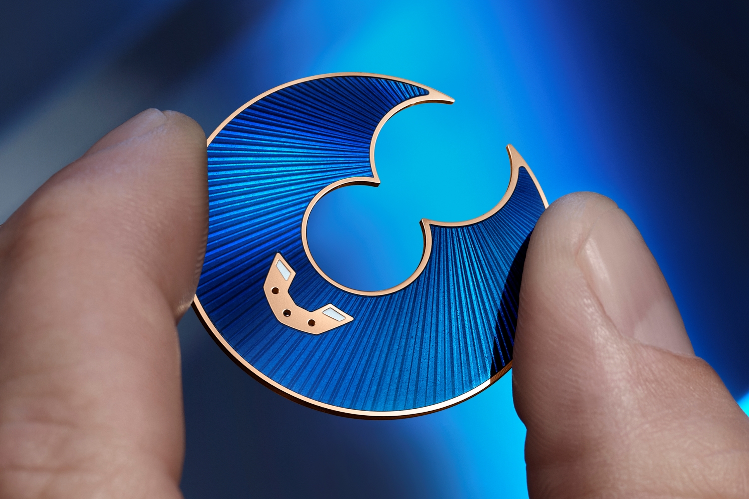 2305 270LE 3AE BLUE 1A Email 02 HD