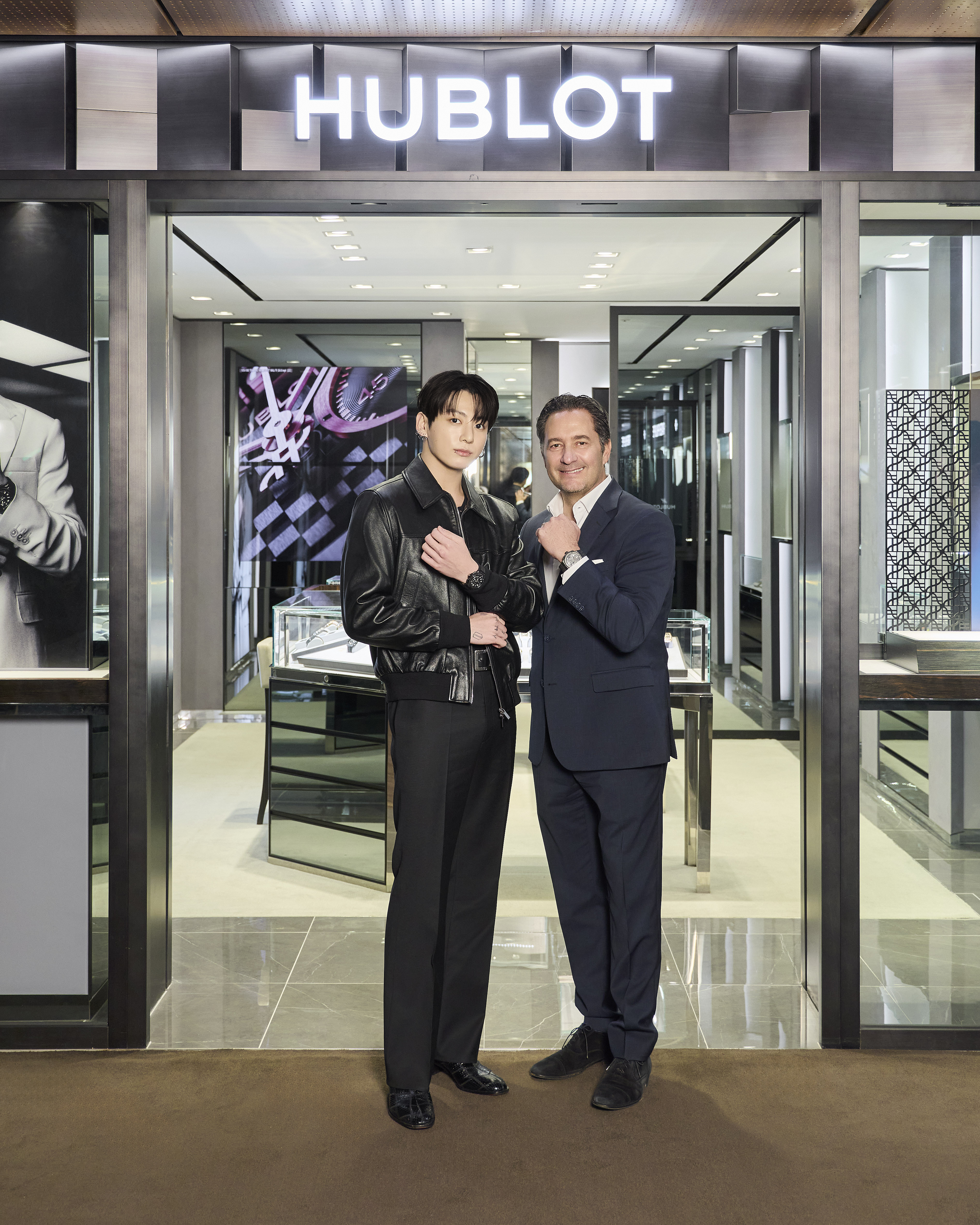 JUNG KOOK HUBLOT GLOBAL BRAND AMBASSADOR WITH JULIEN TORNARE HUBLOT CEO