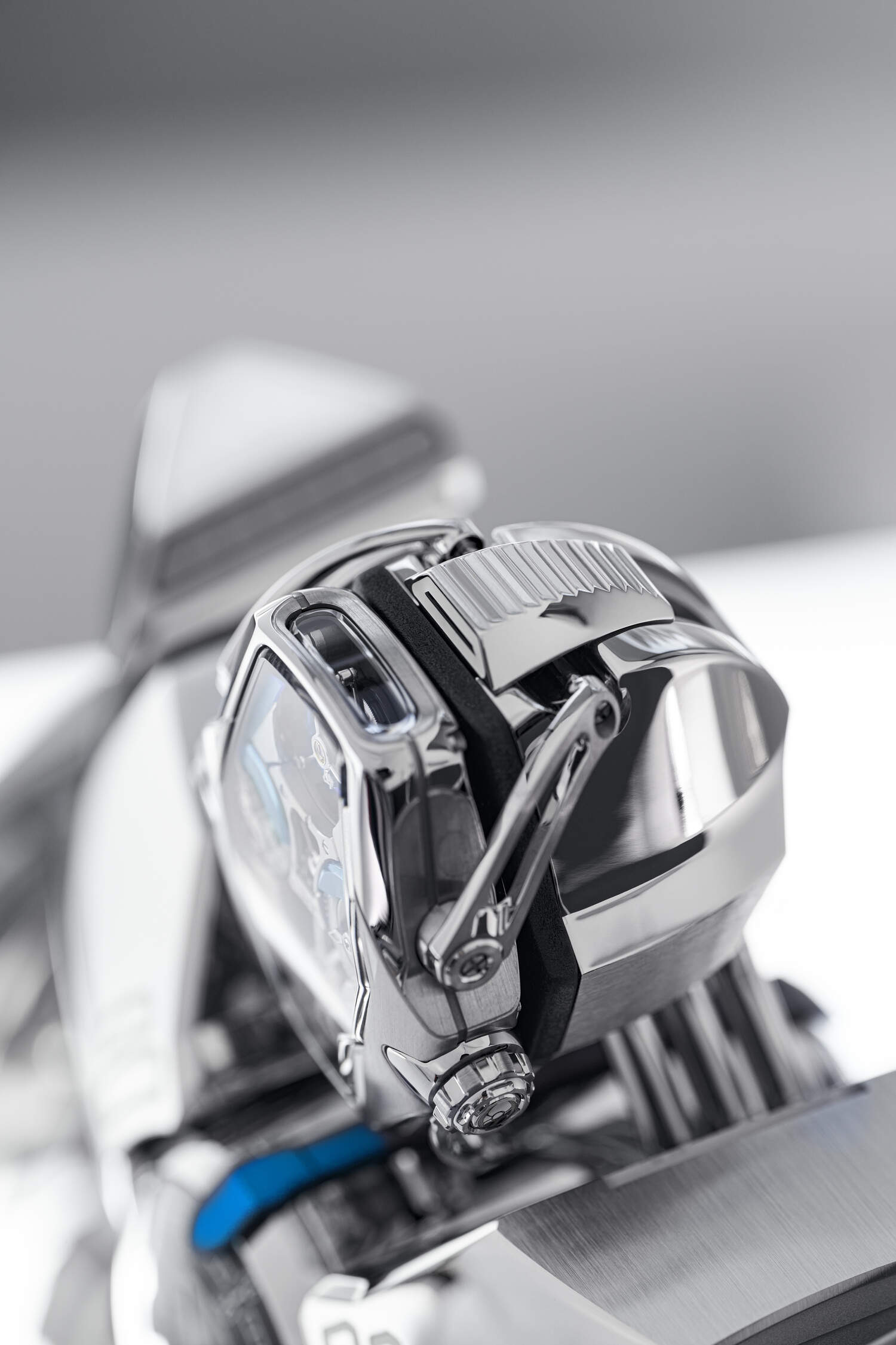 low res MBandF HM12 The Guardian Blue 3