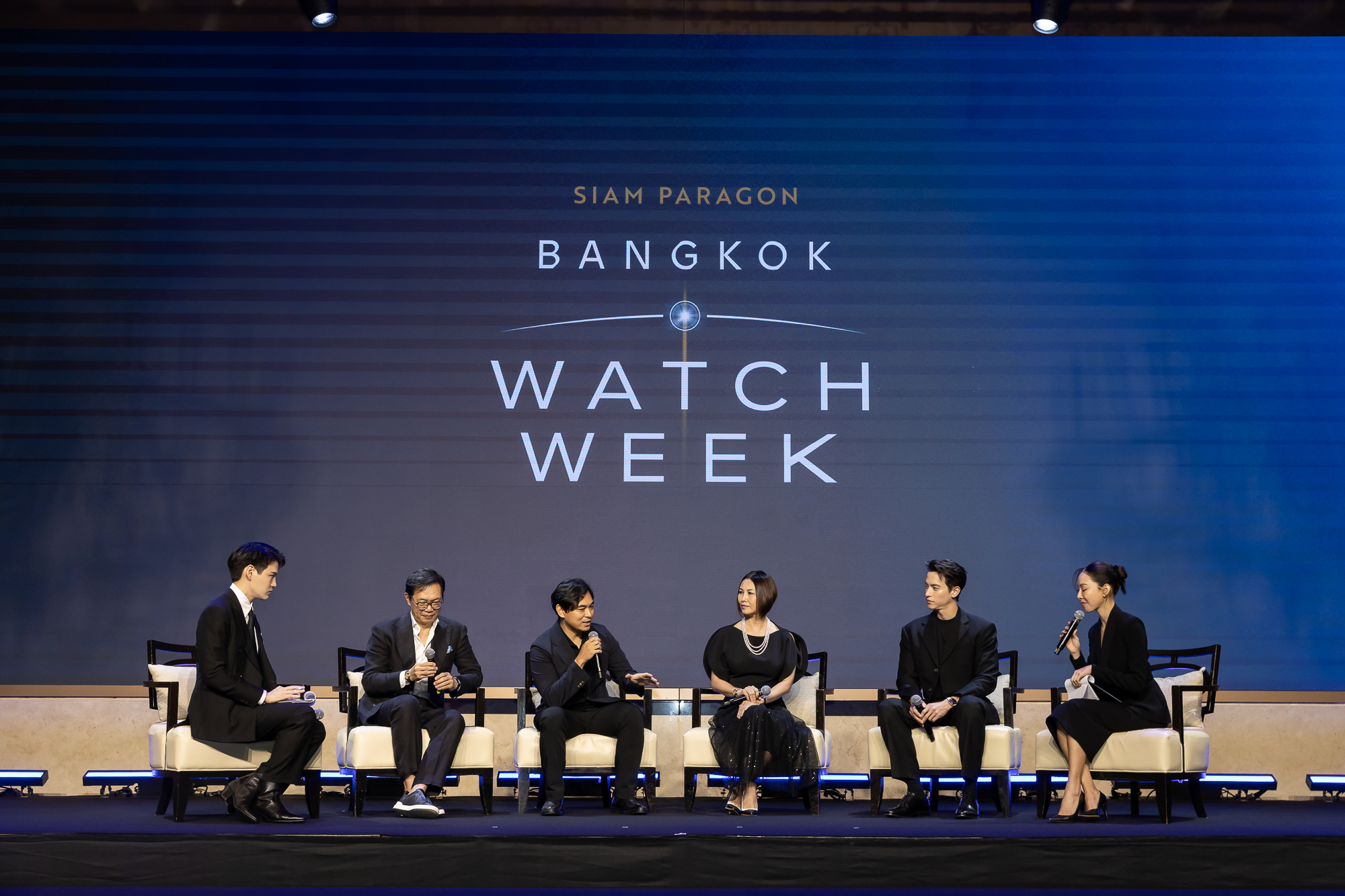 05.เจมส จราย ตงศรสข ขวา นกแสดงผช